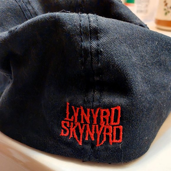2008 Lynyrd Skynyrd Ball Cap  Fitted ball cap - Picture 3 of 6